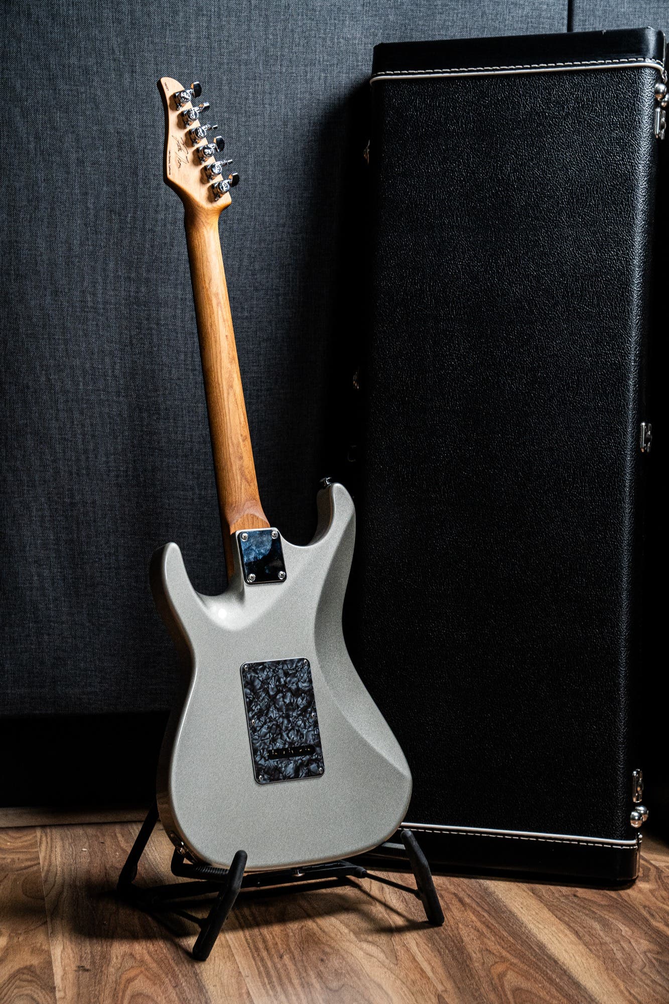 Suhr Pete Thorn Signature Standard HSS w/Case - Inca Silver EB