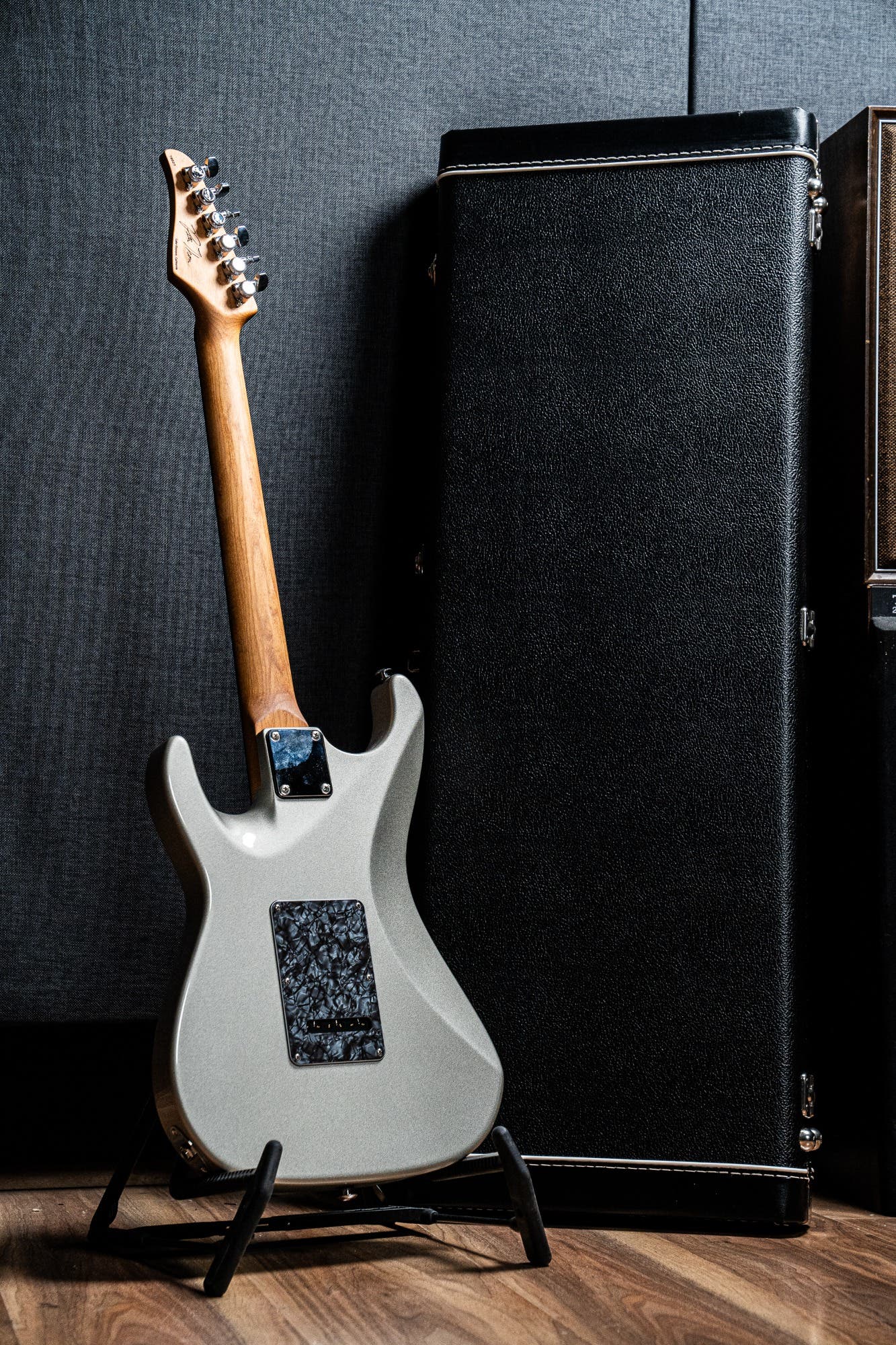 Suhr Pete Thorn Signature Standard HSS w/Case - Inca Silver EB