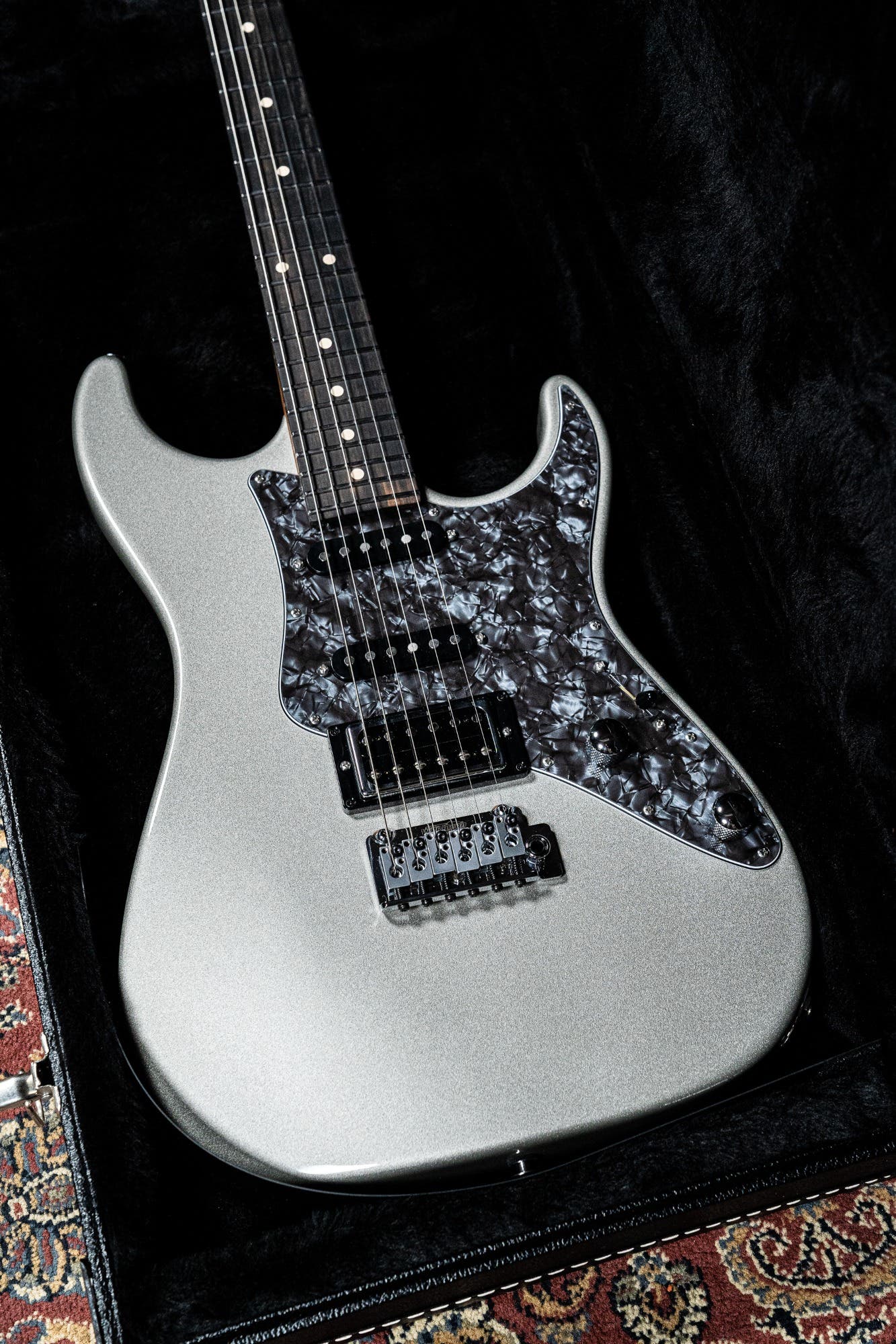 Suhr Pete Thorn Signature Standard HSS w/Case - Inca Silver EB