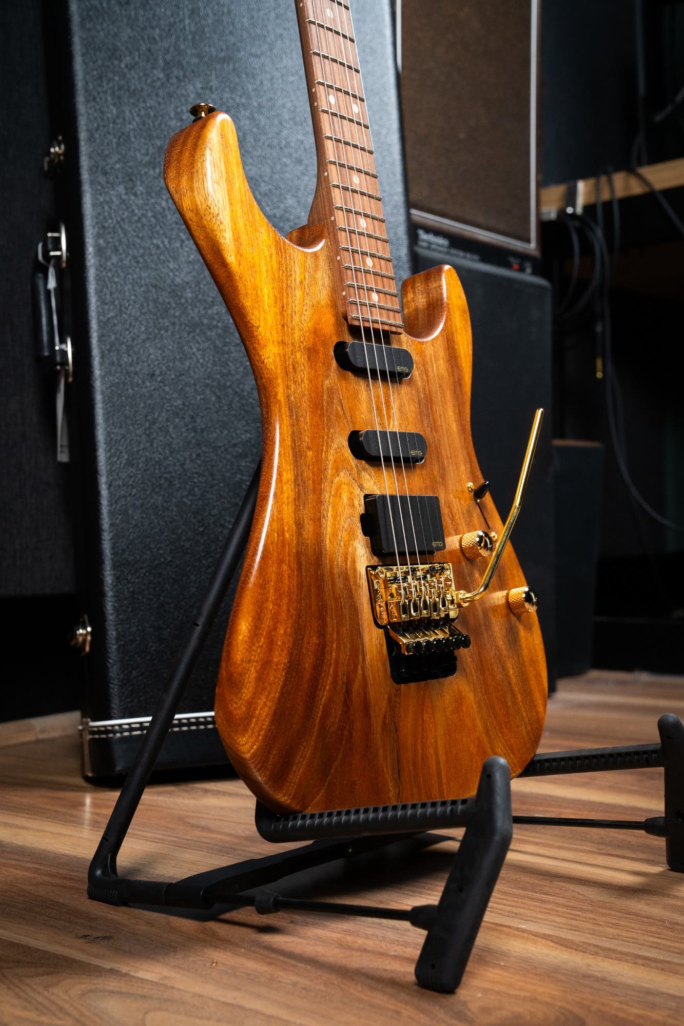 Suhr Reb Beach Signature Standard Guitar w/Case - Satin Koa PF