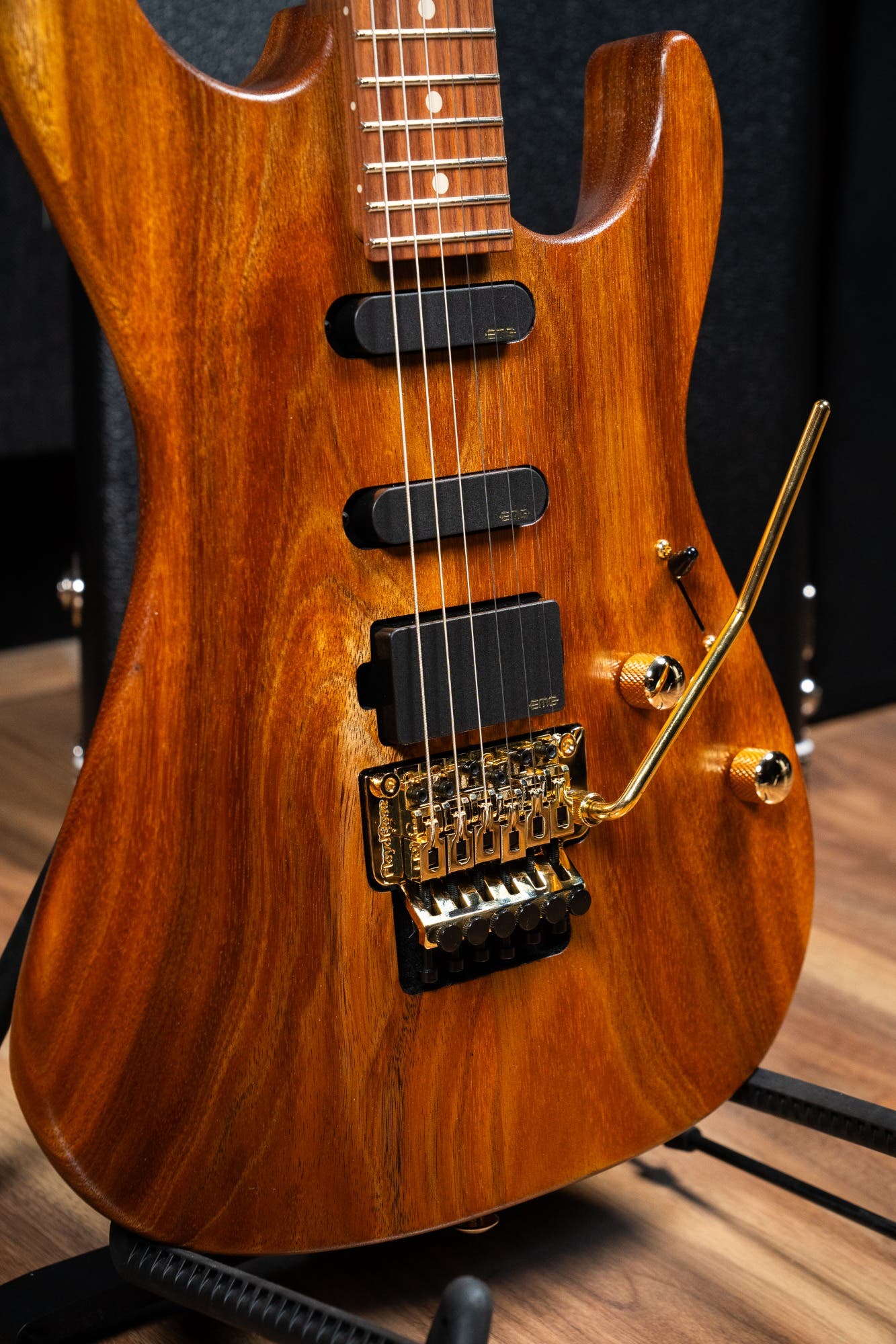 Suhr Reb Beach Signature Standard Guitar w/Case - Satin Koa PF