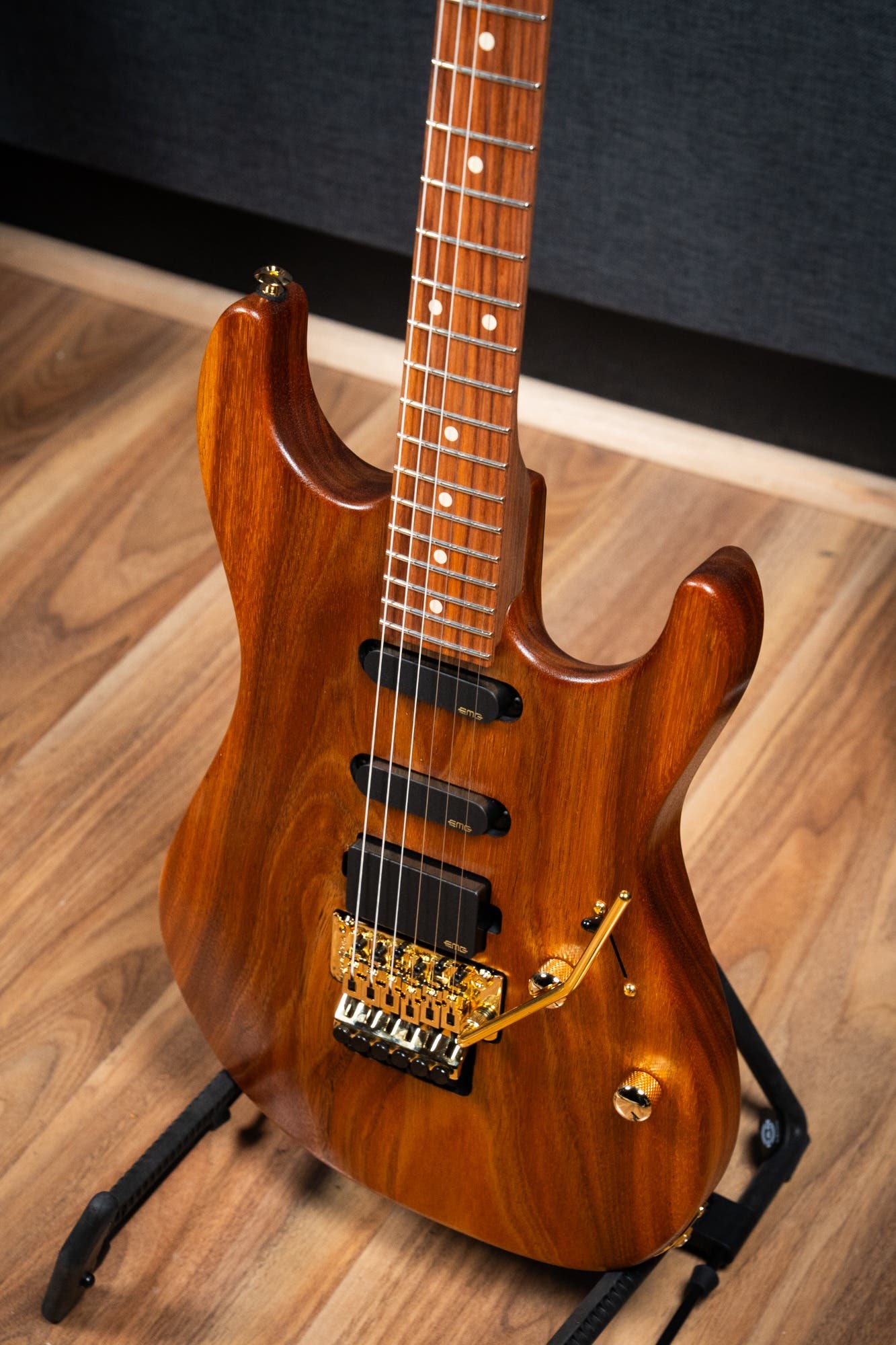 Suhr Reb Beach Signature Standard Guitar w/Case - Satin Koa PF