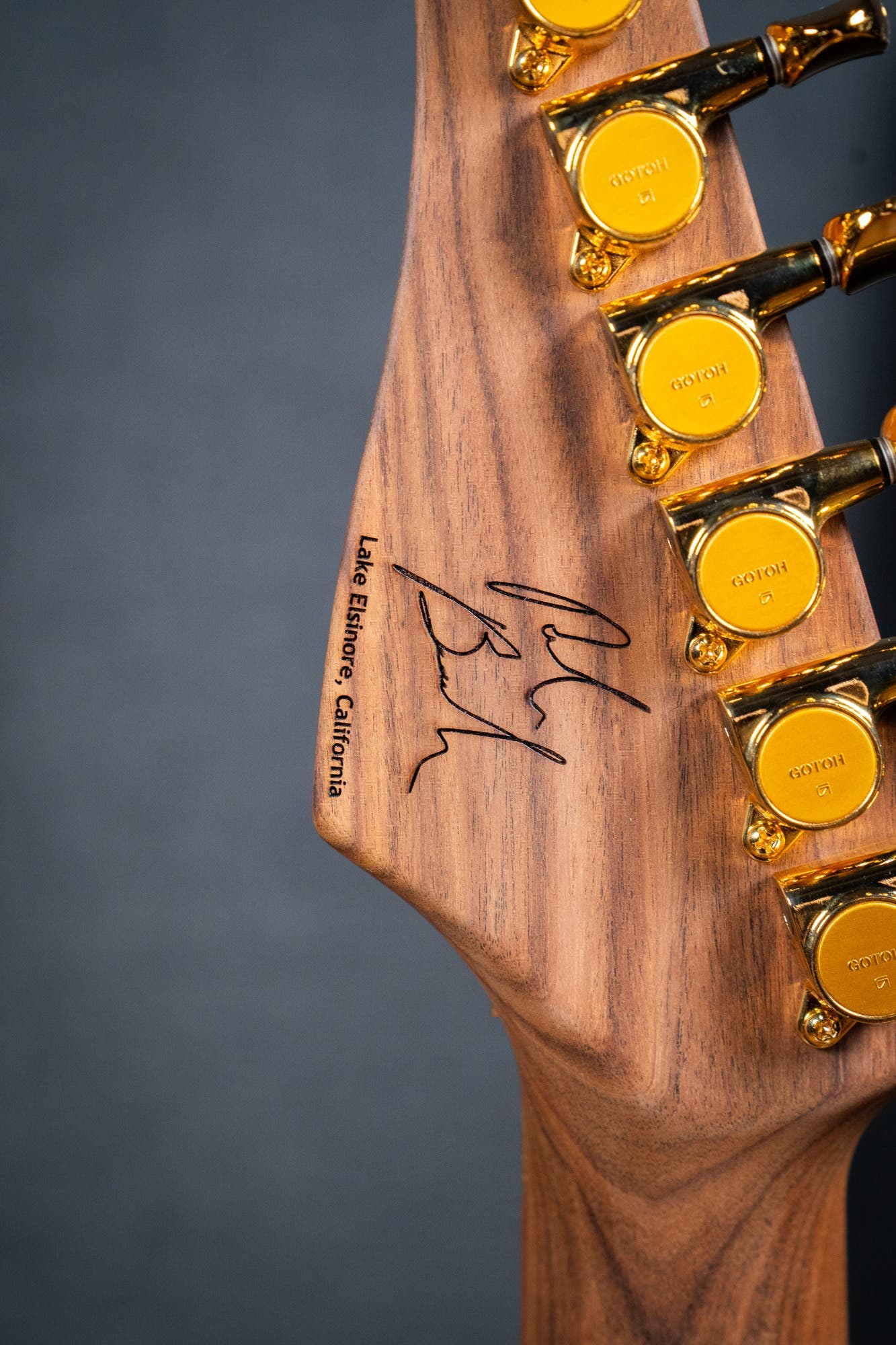 Suhr Reb Beach Signature Standard Guitar w/Case - Satin Koa PF