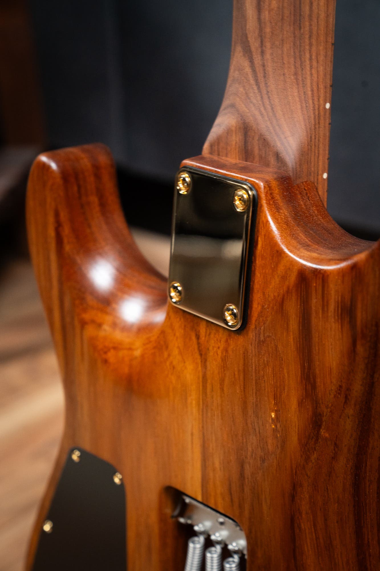 Suhr Reb Beach Signature Standard Guitar w/Case - Satin Koa PF