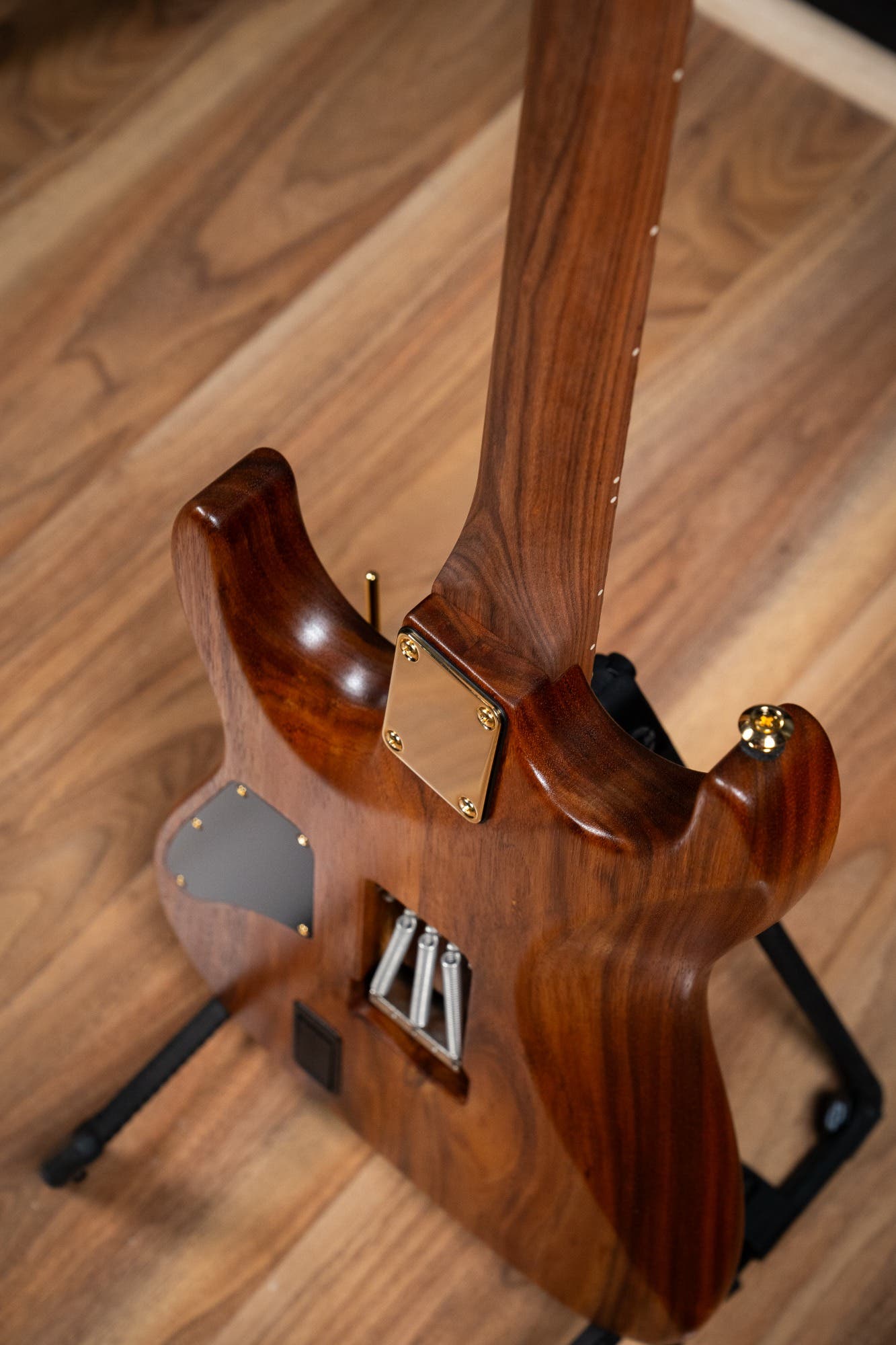 Suhr Reb Beach Signature Standard Guitar w/Case - Satin Koa PF