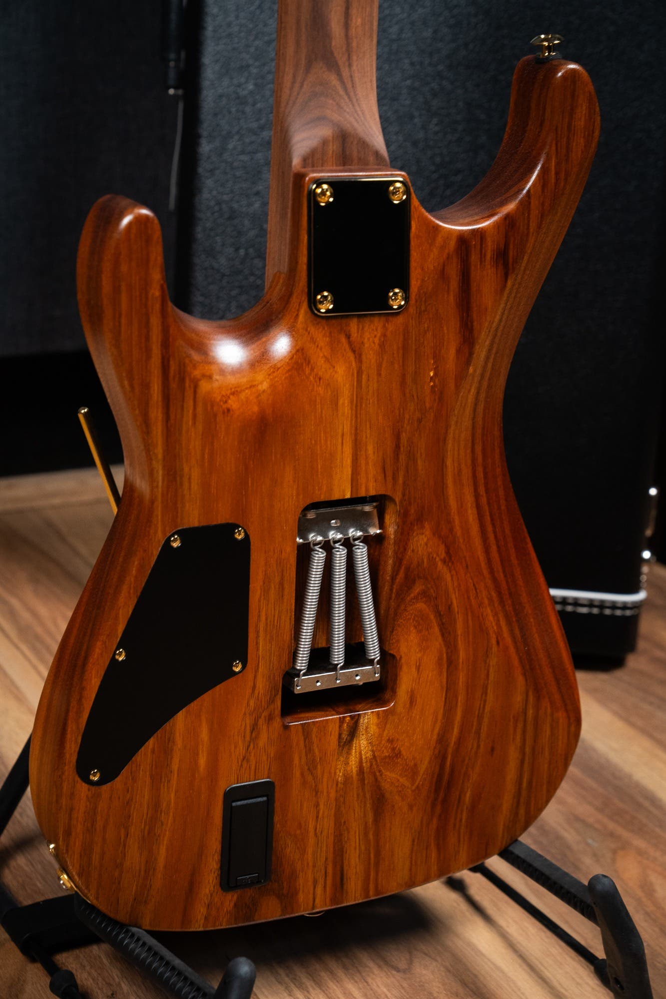 Suhr Reb Beach Signature Standard Guitar w/Case - Satin Koa PF