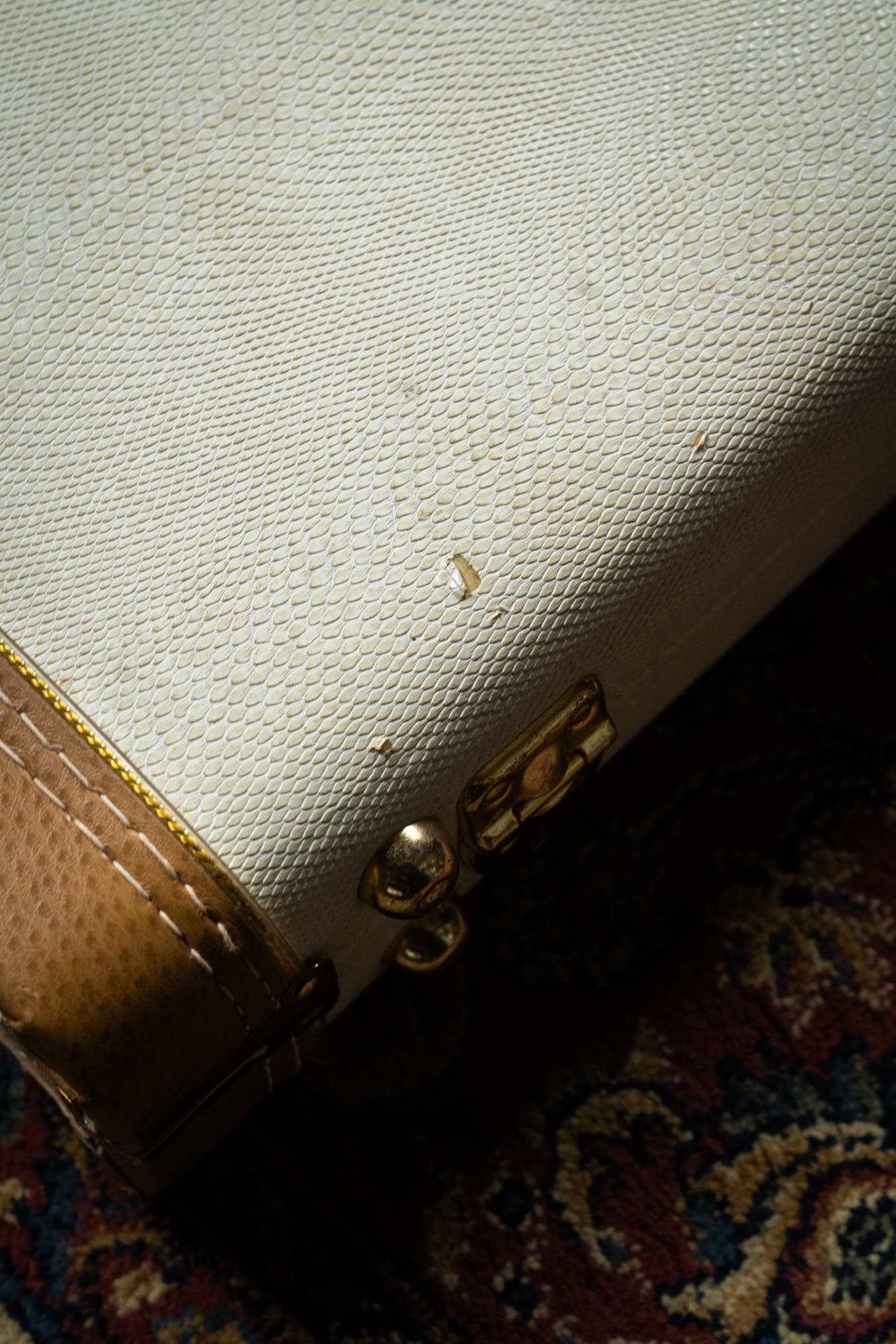 Suhr 2015 Collection Modern Carve Top w/Case + Matching Pedal - Figured Redwood - Pre-Owned (#27209)