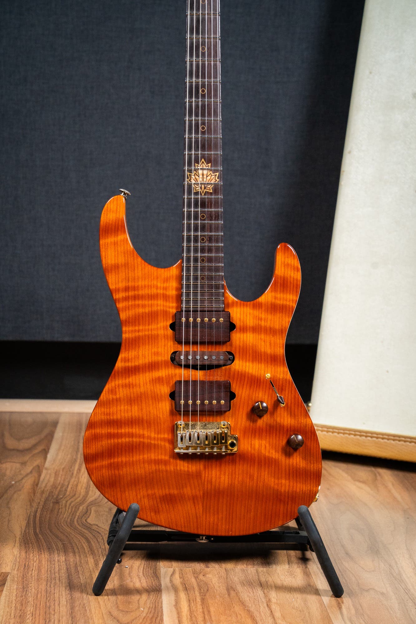 Suhr 2015 Collection Modern Carve Top w/Case + Matching Pedal - Figured Redwood - Pre-Owned (#27209)