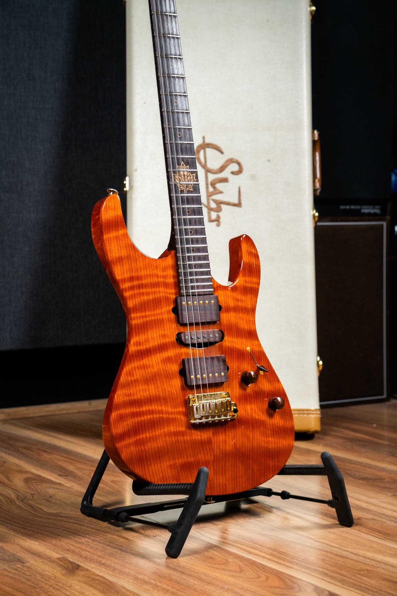 Suhr 2015 Collection Modern Carve Top w/Case + Matching Pedal - Figured Redwood - Pre-Owned (#27209)