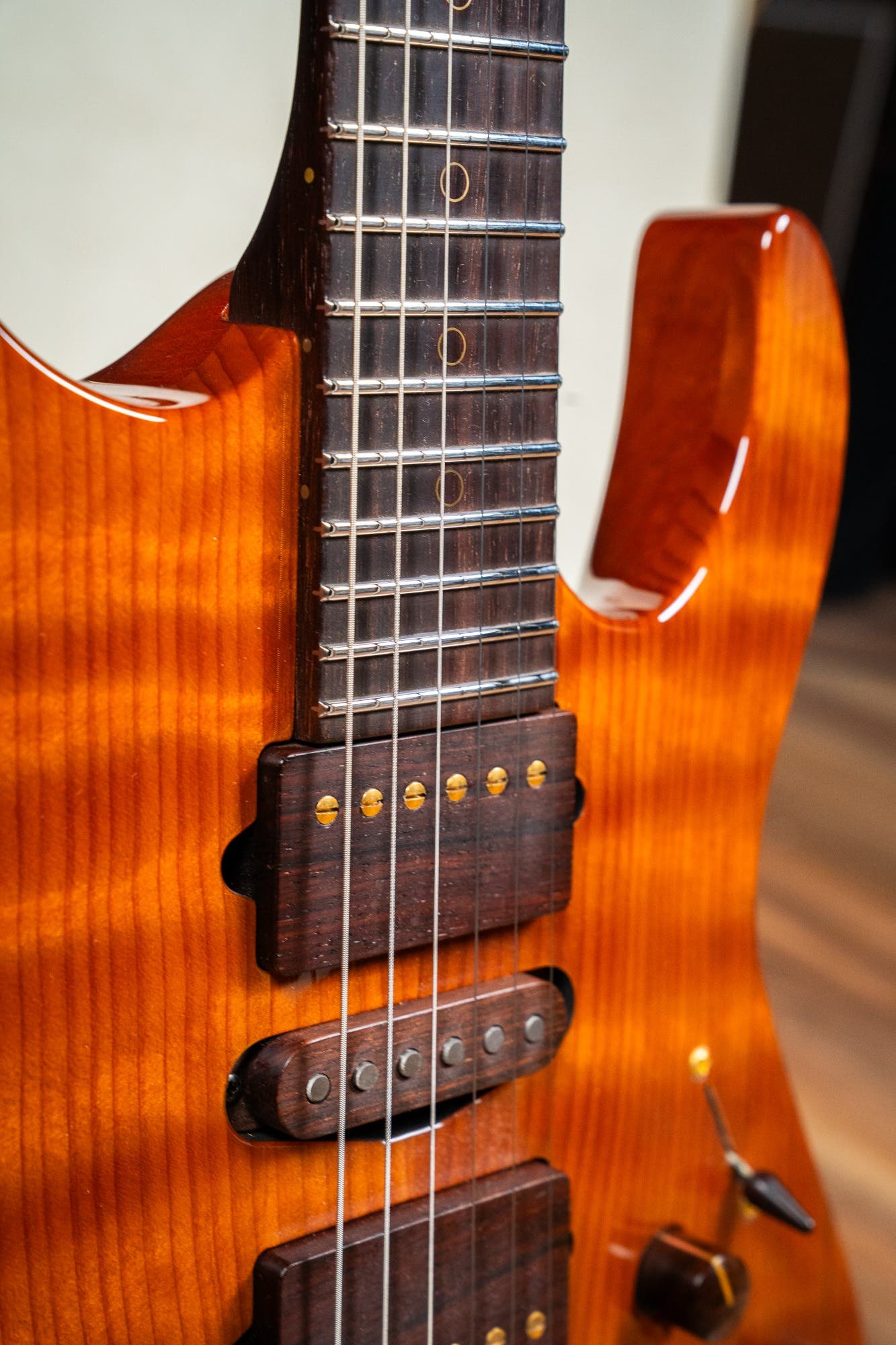 Suhr 2015 Collection Modern Carve Top w/Case + Matching Pedal - Figured Redwood - Pre-Owned (#27209)