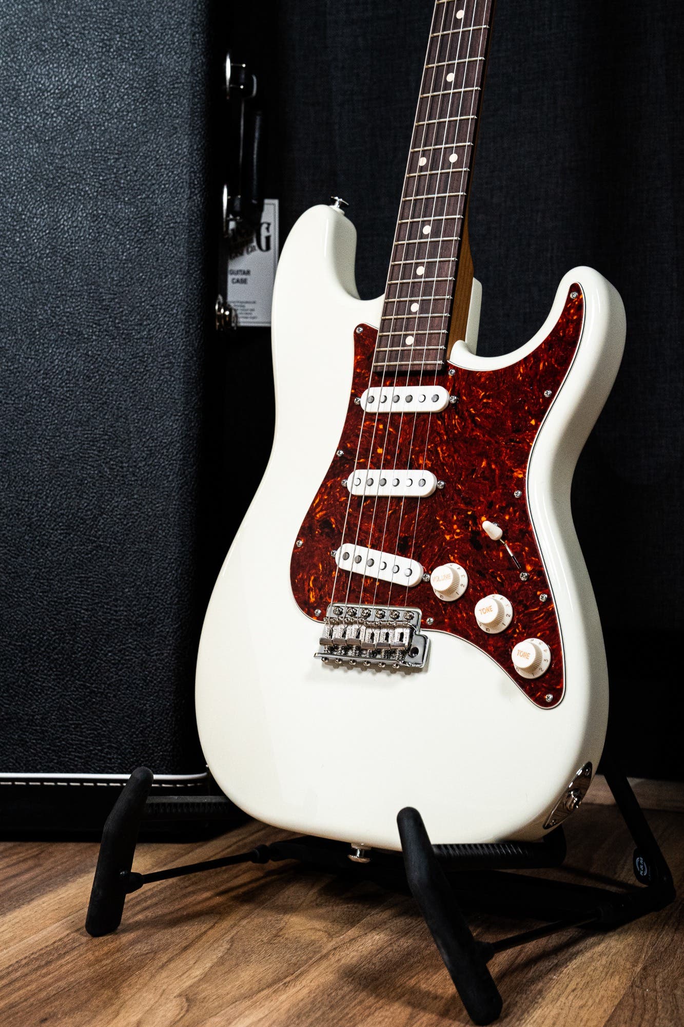 Suhr Scott Henderson Signature Classic Guitar - Olympic White