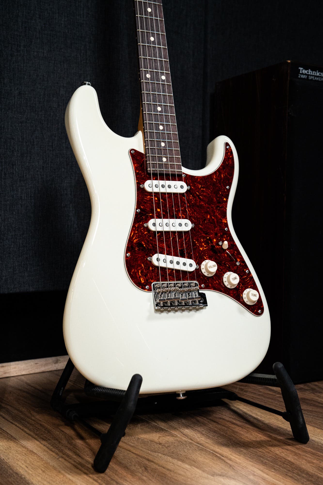 Suhr Scott Henderson Signature Classic Guitar - Olympic White