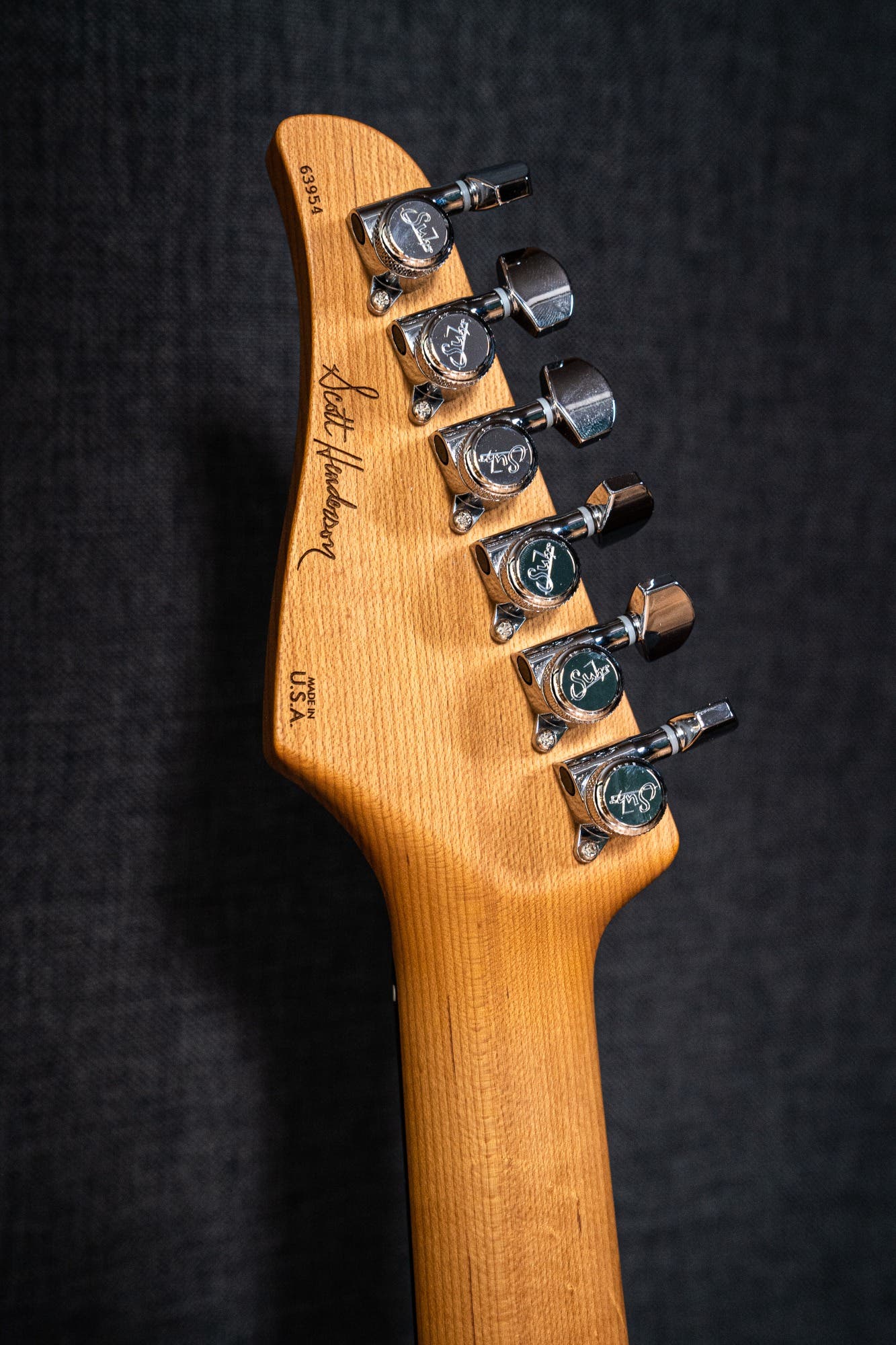 Suhr Scott Henderson Signature Classic Guitar - Olympic White