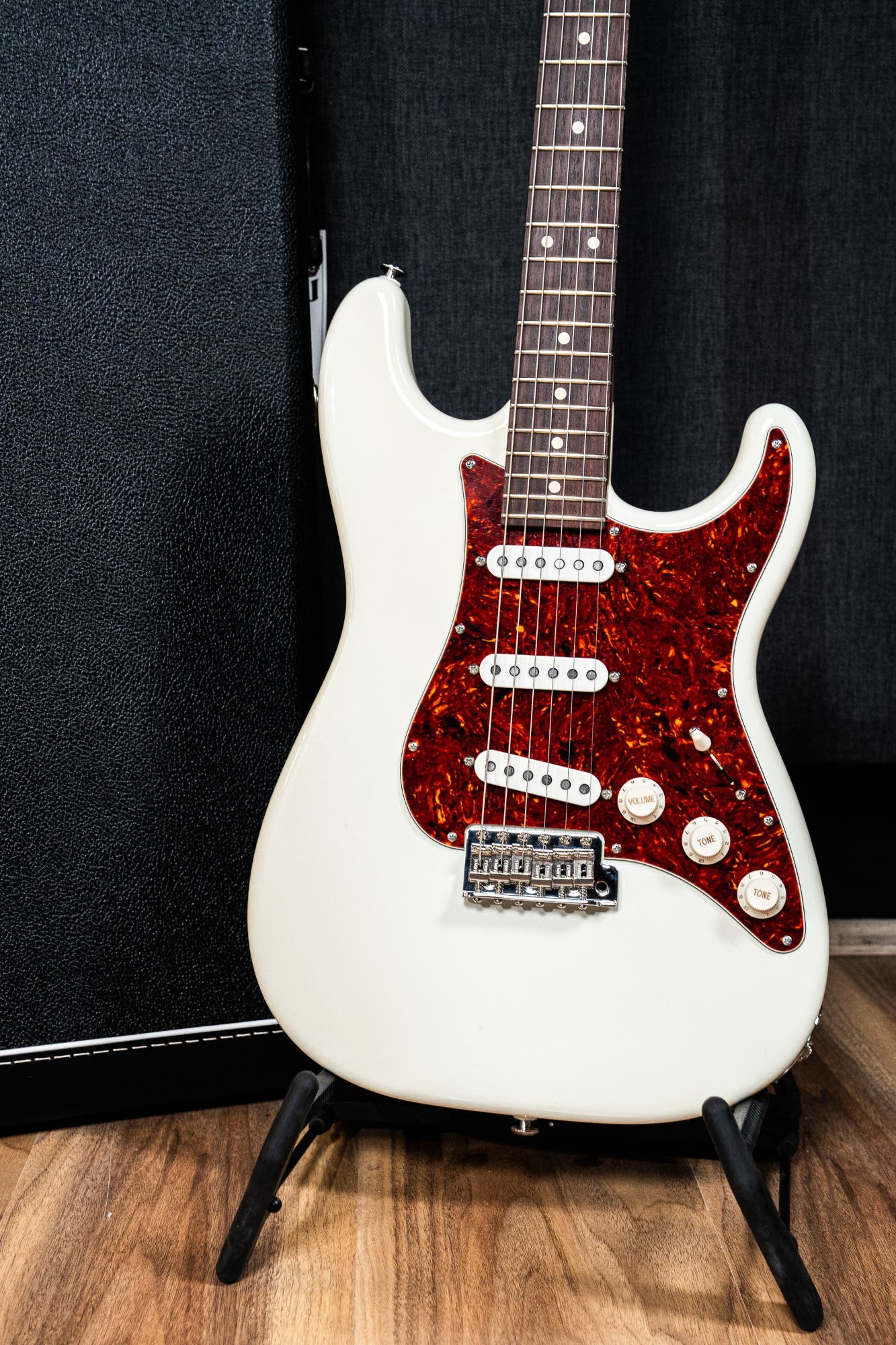 Suhr Scott Henderson Signature Classic Guitar - Olympic White