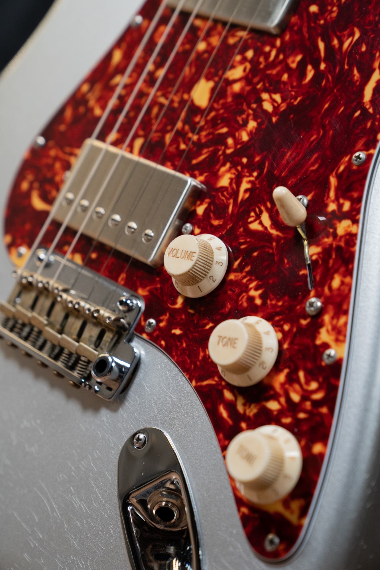 Suhr Classic S Antique HH Electric Guitar w/Gigbag - Firemist Silver