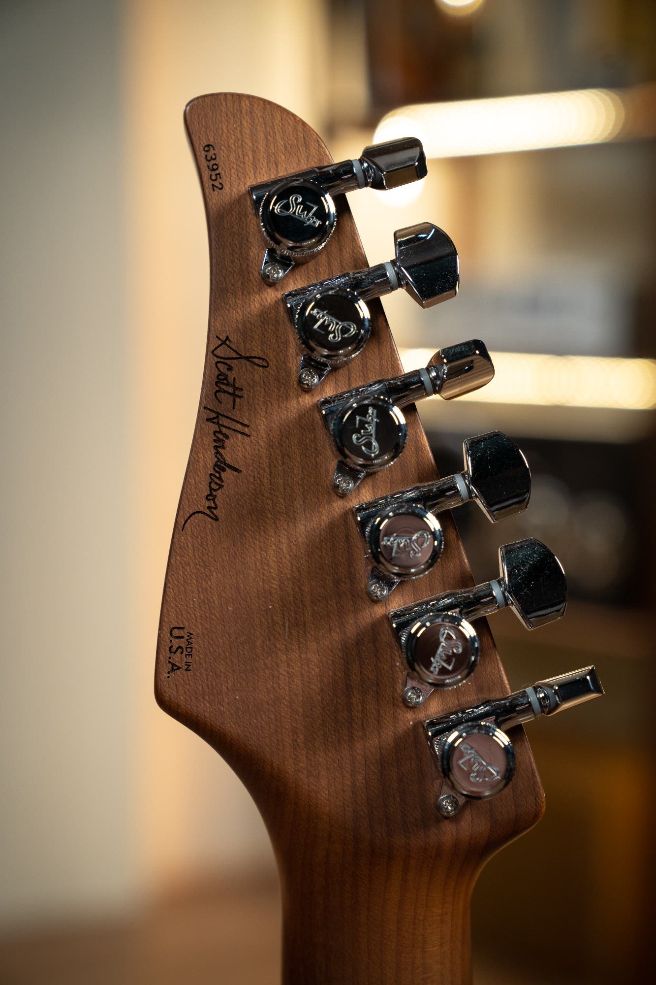 Suhr Scott Henderson Classic S - Fiesta Orange RW