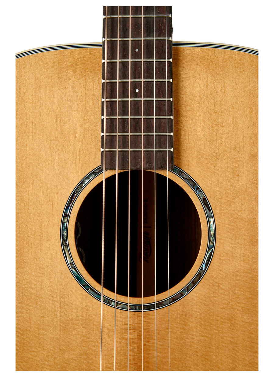 Tasman Captain TA200O-E OM Acoustic/Electric Guitar w/Case