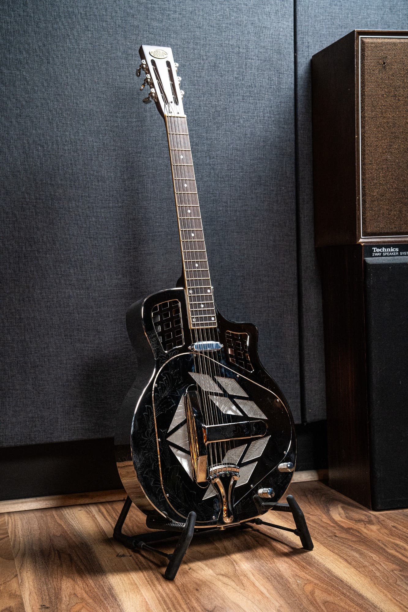 Bourbon Street Tri-Cone Resonator w/Cutaway - Chrysanthemum Etched Pattern (BSR-3C-NC-EN)