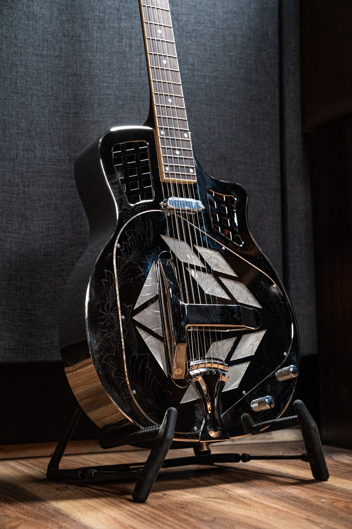 Bourbon Street Tri-Cone Resonator w/Cutaway - Chrysanthemum Etched Pattern (BSR-3C-NC-EN)