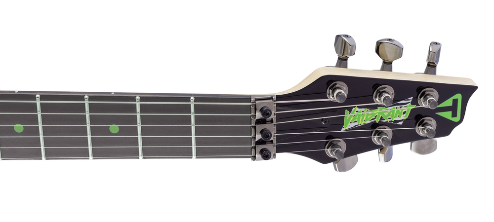 Traveler Guitar Vaibrant 88 Deluxe - Cosmic Black