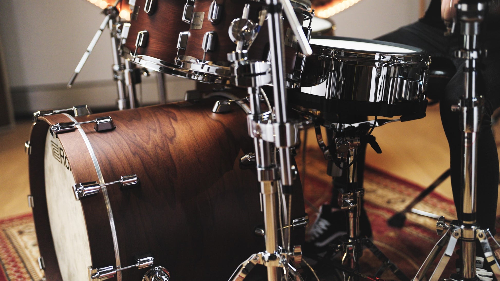 Roland VAD716SWS VAD Electronic Drum Kit - Satin Walnut