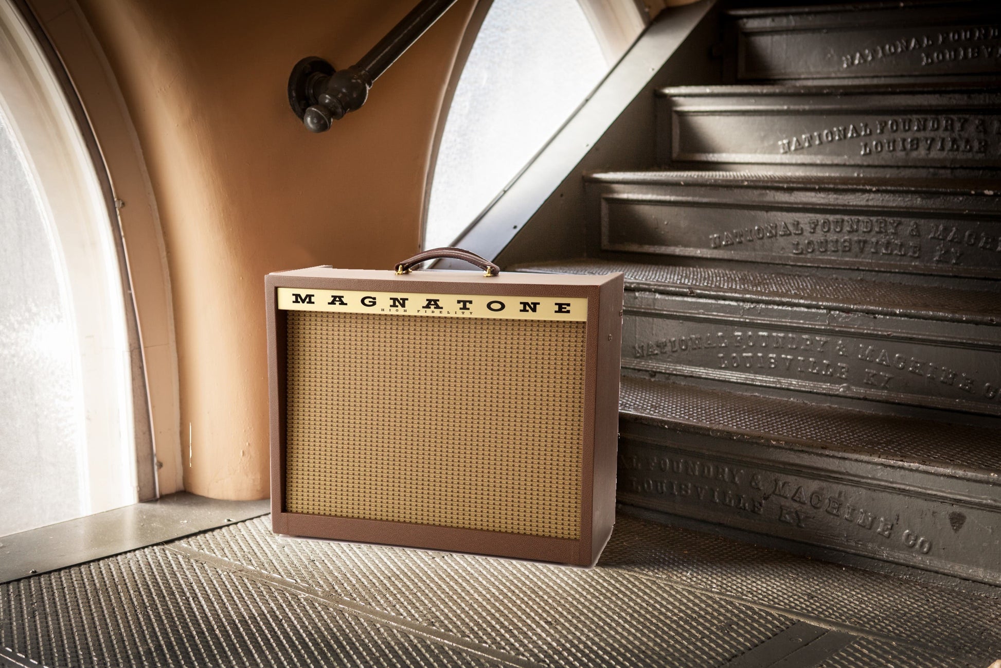 Magnatone Varsity Reverb 1x12 Combo - Brown