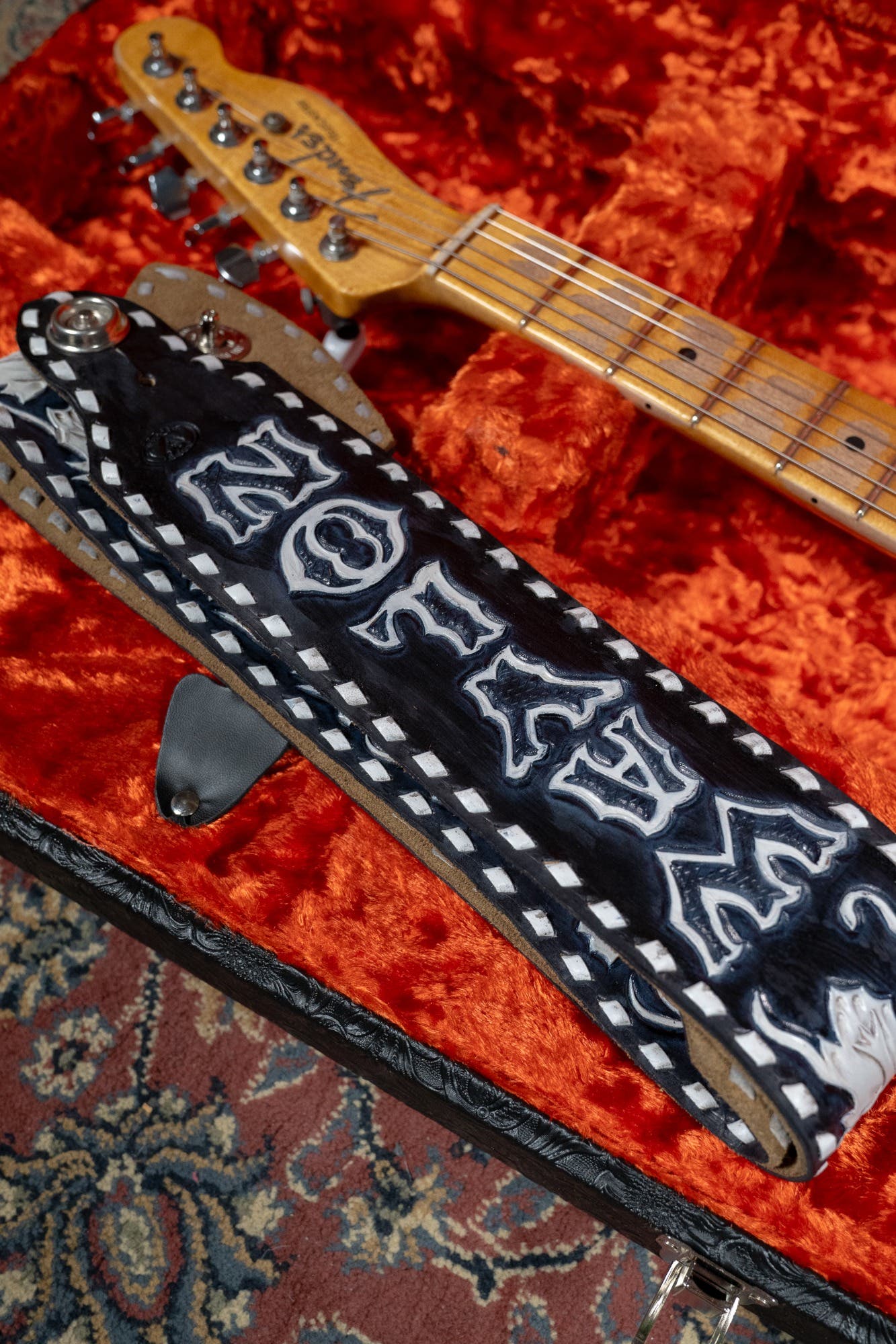 Fender Custom Shop Masterbuilt Waylon Jennings BTB 54' Telecaster Relic - Black and White Tooled Leather over Butterscotch Blonde