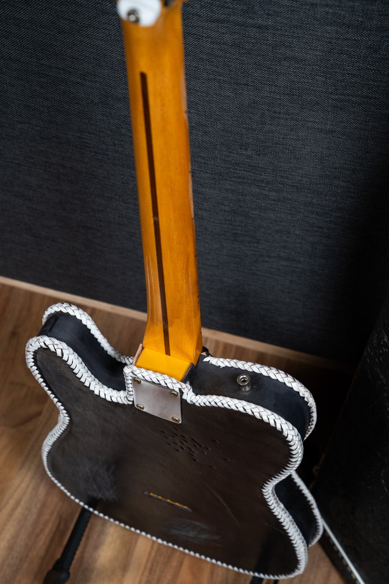 Fender Custom Shop Masterbuilt Waylon Jennings BTB 54' Telecaster Relic - Black and White Tooled Leather over Butterscotch Blonde