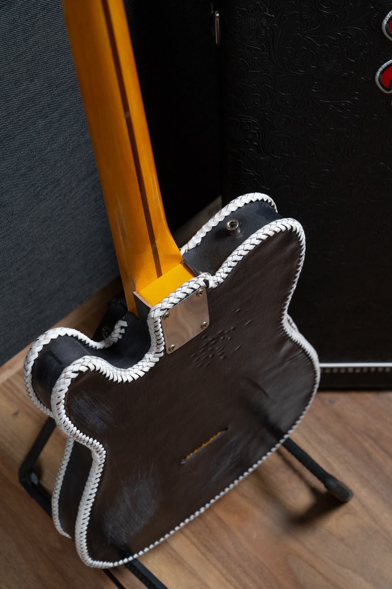 Fender Custom Shop Masterbuilt Waylon Jennings BTB 54' Telecaster Relic - Black and White Tooled Leather over Butterscotch Blonde