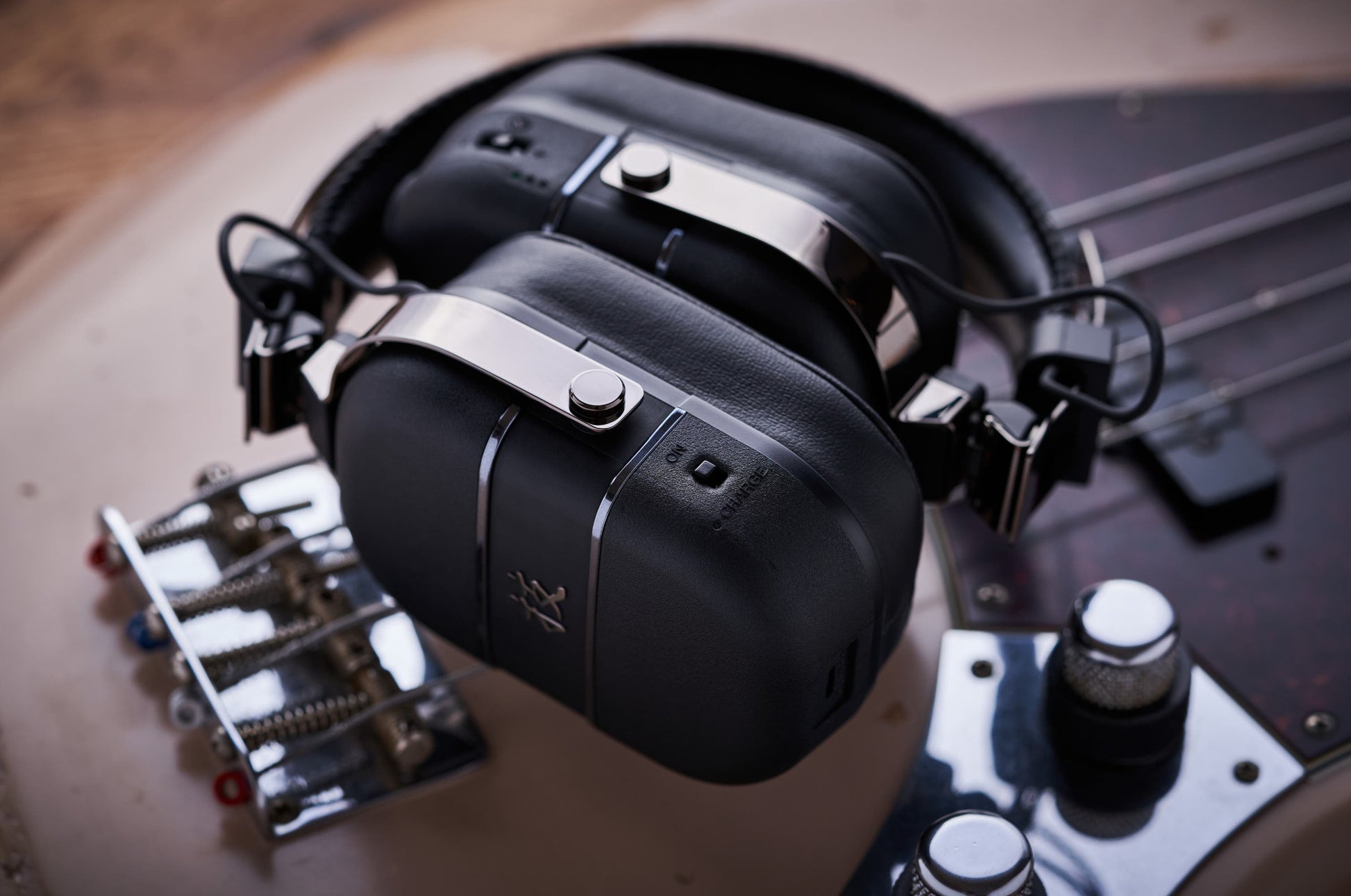 Boss Waza-Air Bass Headphones Wireless Personal Amplification System