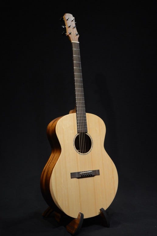 Maestro Project X X1-RA+ Raffles Acoustic Guitar w/Armrest + Gigbag