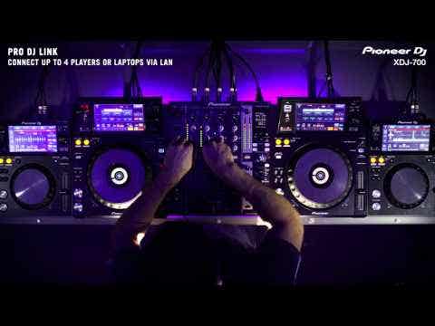 Pioneer XDJ-700 rekordbox compatible compact digital deck