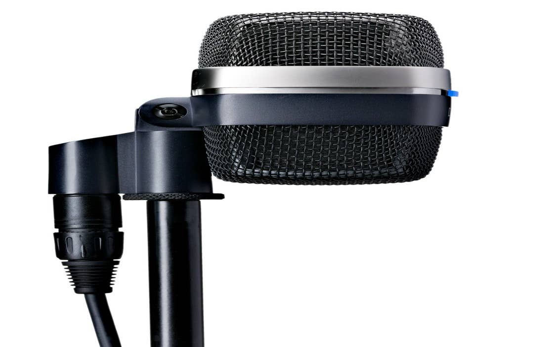 AKG D12VR Bass Drum Microphone