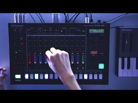 Roland TR-8S Rhythm Performer (TR8S)