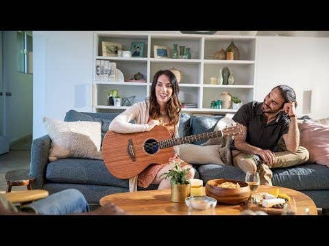 Yamaha Storia-II Concert Acoustic Guitar - Natural/Ultramarine Interior