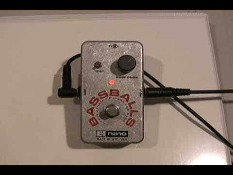 Electro Harmonix Nano Bass Balls Envelope Filter Pedal