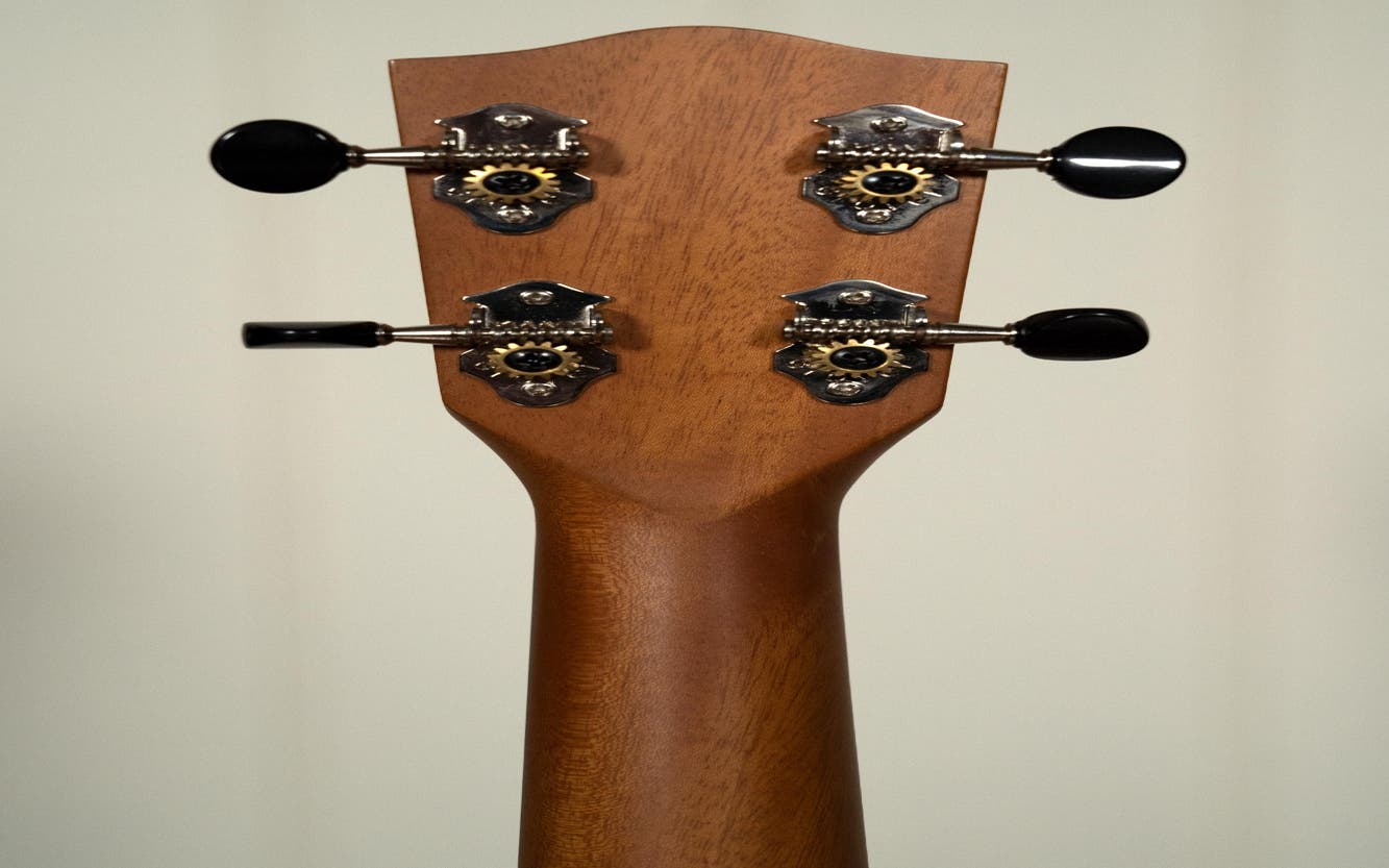 Pono Ukuleles Baritone Ukulele - Mahogany (PONO-MB)