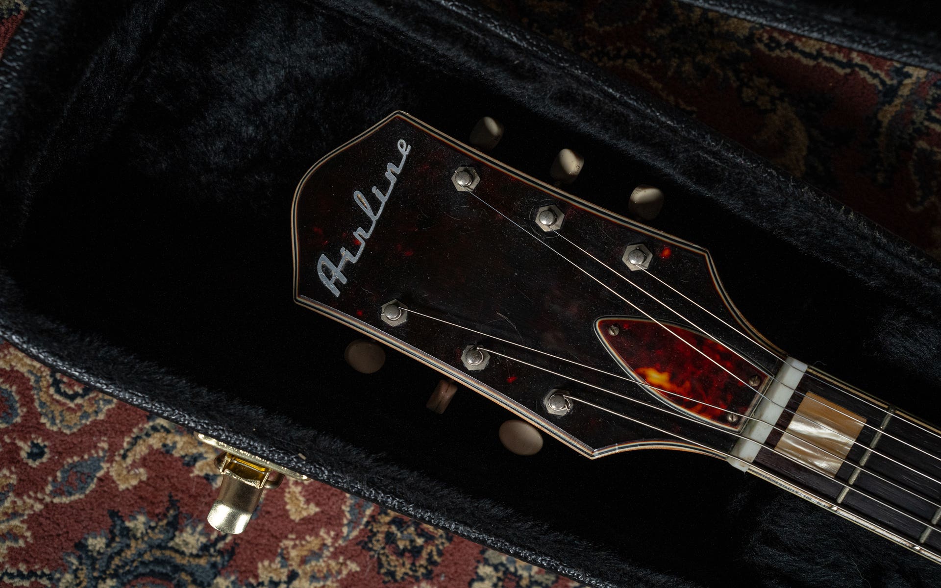 60’s Airline 7230 (Harmony H78) 3x Argyle Gold Foil Pickups & Hard Case - Pre Owned