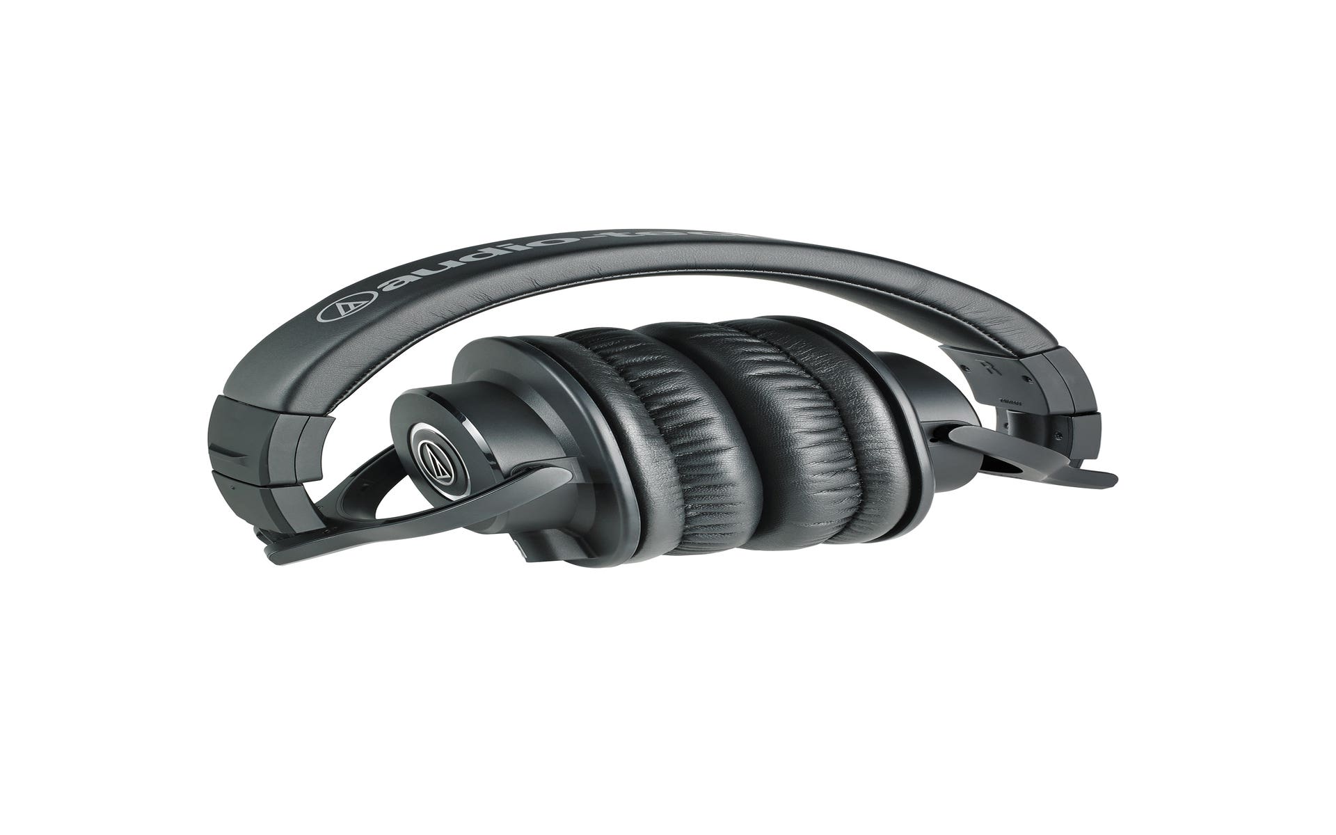 Audio Technica M40X Professional Monitor Headphones (ATH-M40X)