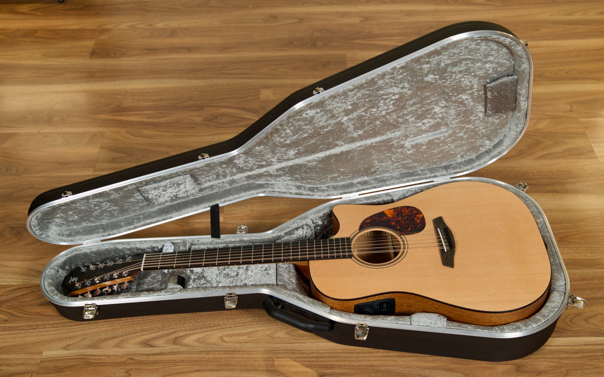 Furch Guitars BLUE CM Dreadnought Cutaway 12-String w/LR Baggs Element