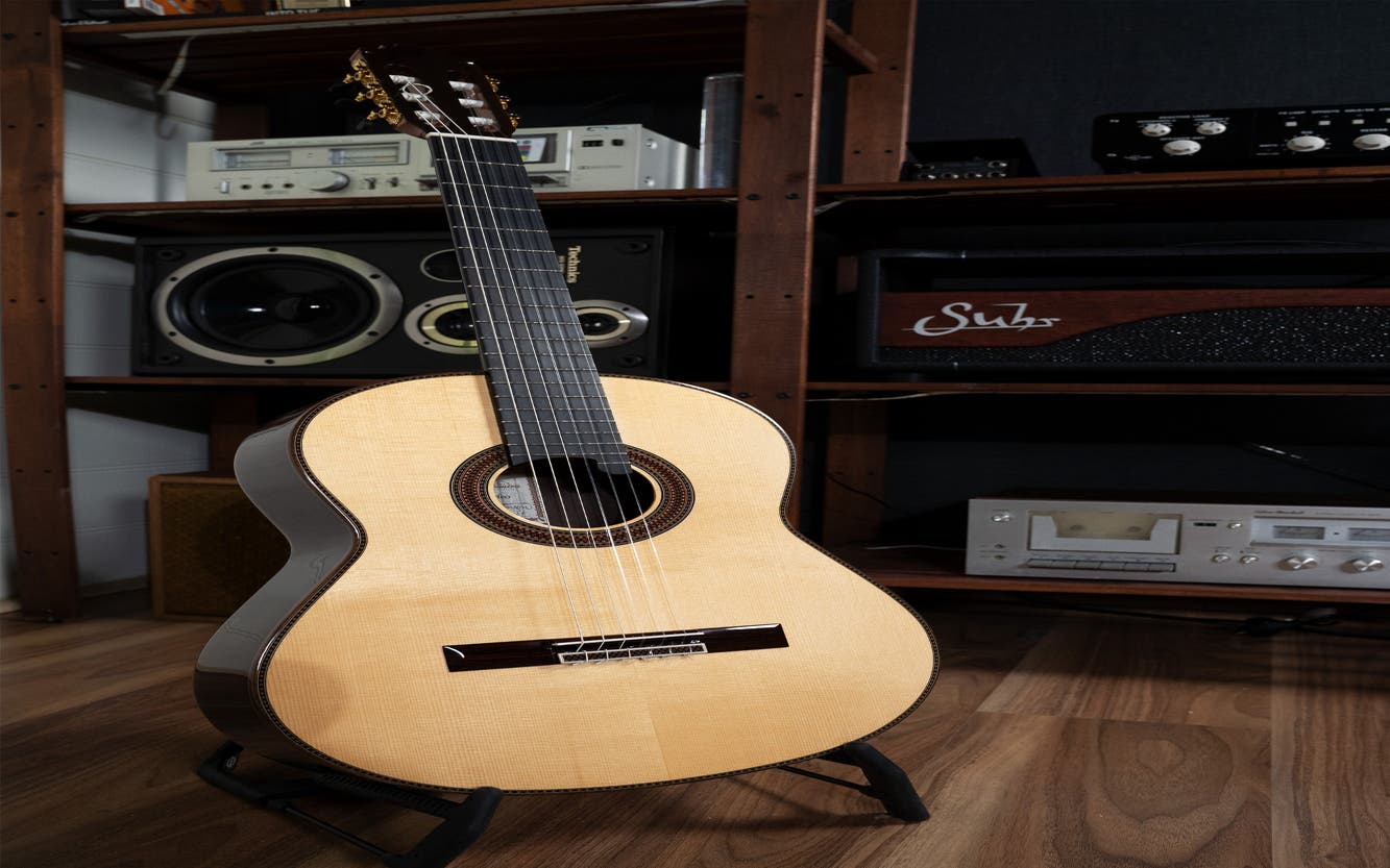 Altamira Guitars L'Orfeo SR Concert Level Classical Guitar w/Case - Solid Spruce / Rosewood