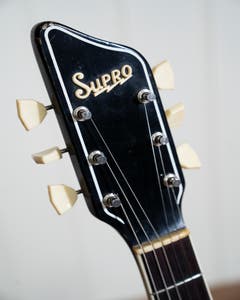 Supro 1961 Coronado w/Large Case - Natural - Pre-Owned (Vintage)