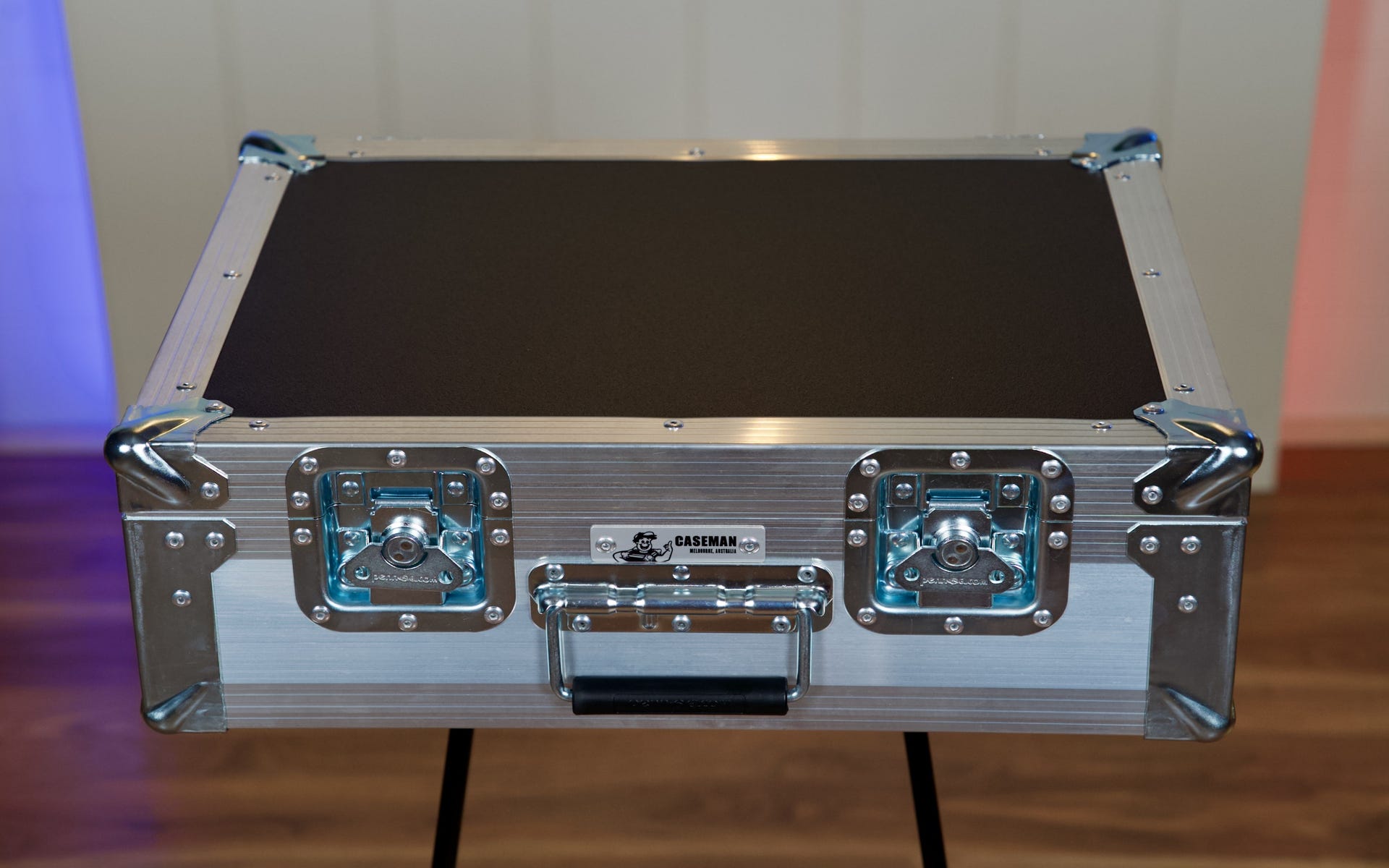 Caseman Gentleman Small Pedalboard w/Hard Case (SMGENTLEMAN)