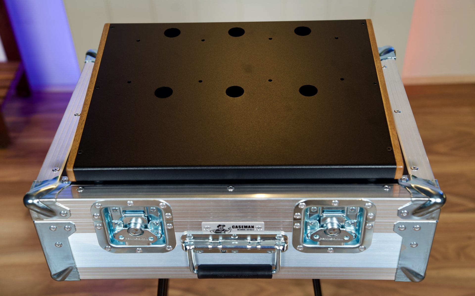 Caseman Gentleman Small Pedalboard w/Hard Case (SMGENTLEMAN)