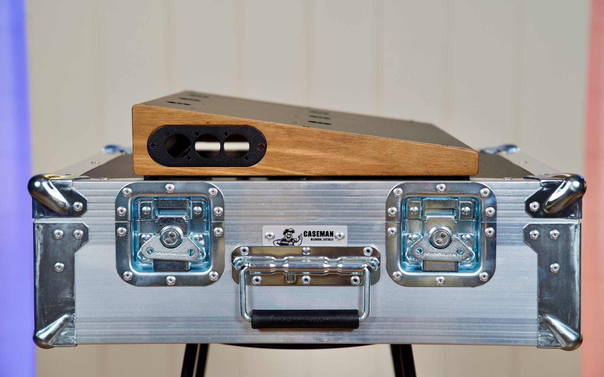 Caseman Gentleman Small Pedalboard w/Hard Case (SMGENTLEMAN)