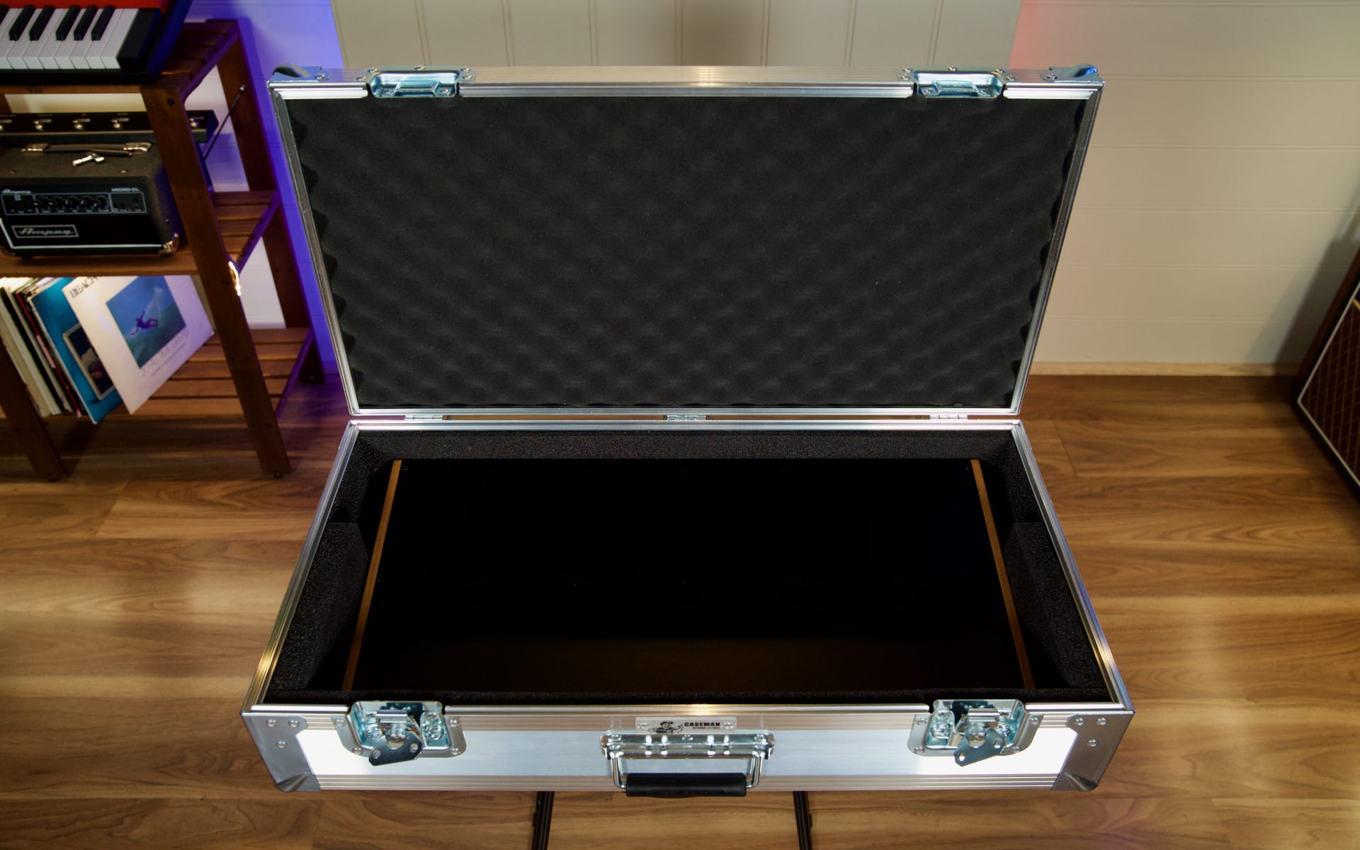 Caseman Gentleman Medium Pedalboard w/Hard Case (MEDGENTLEMAN)