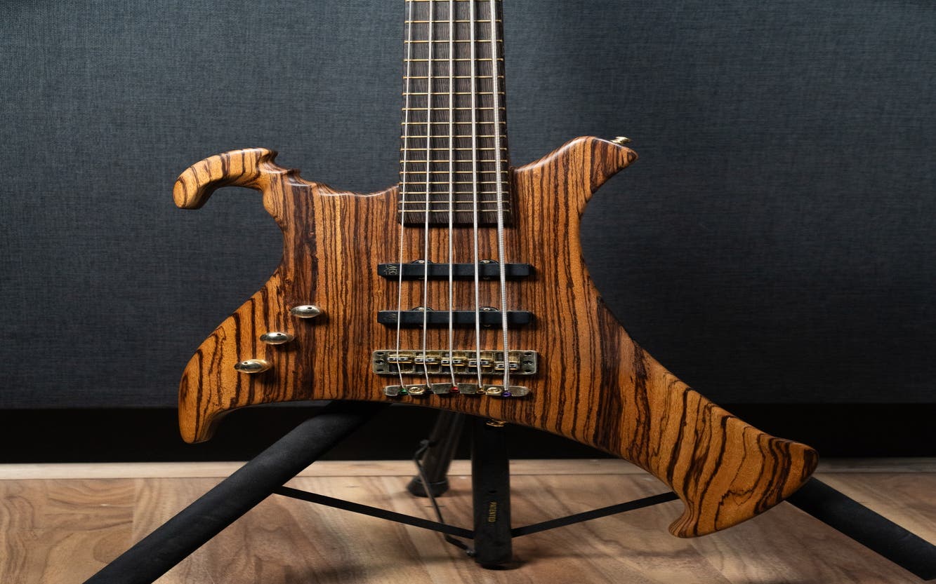 Warwick Signature Buzzard 5-String Bass w/Flight Case - Left Handed - Pre-Owned
