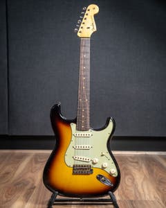 Fender Custom Shop Limited Edition 1960 Journeyman Relic Stratocaster - Faded Aged 3-Tone Sunburst