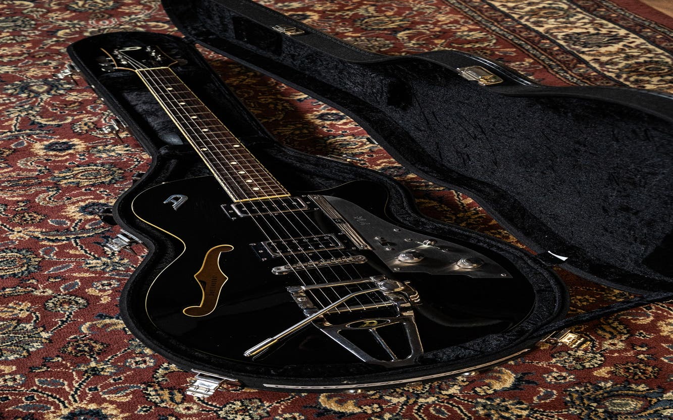 Duesenberg Starplayer TV+ w/Case - Black - Pre-Owned