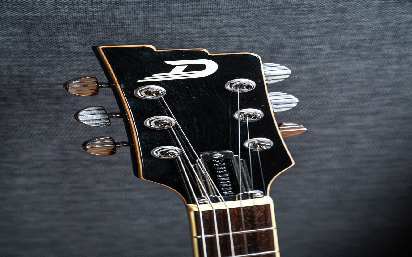 Duesenberg Starplayer TV+ w/Case - Black - Pre-Owned